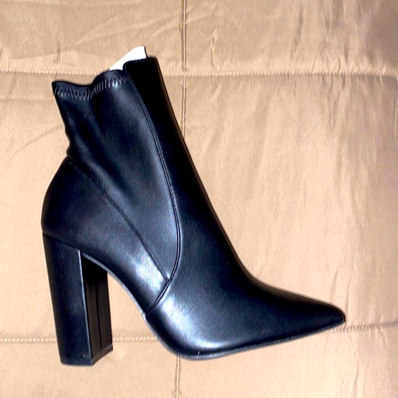 NEW! Quipid Black Booties- Brand New - Picture 2 of 9